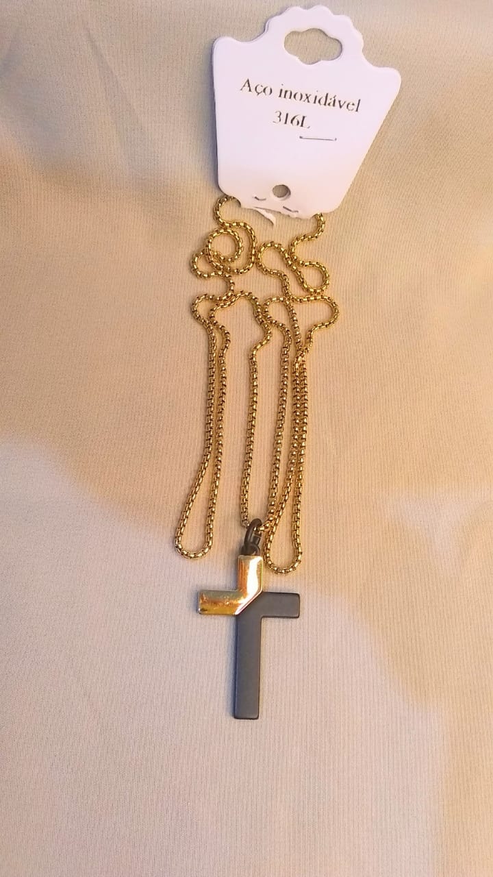 Colar Crucifixo/Pingente